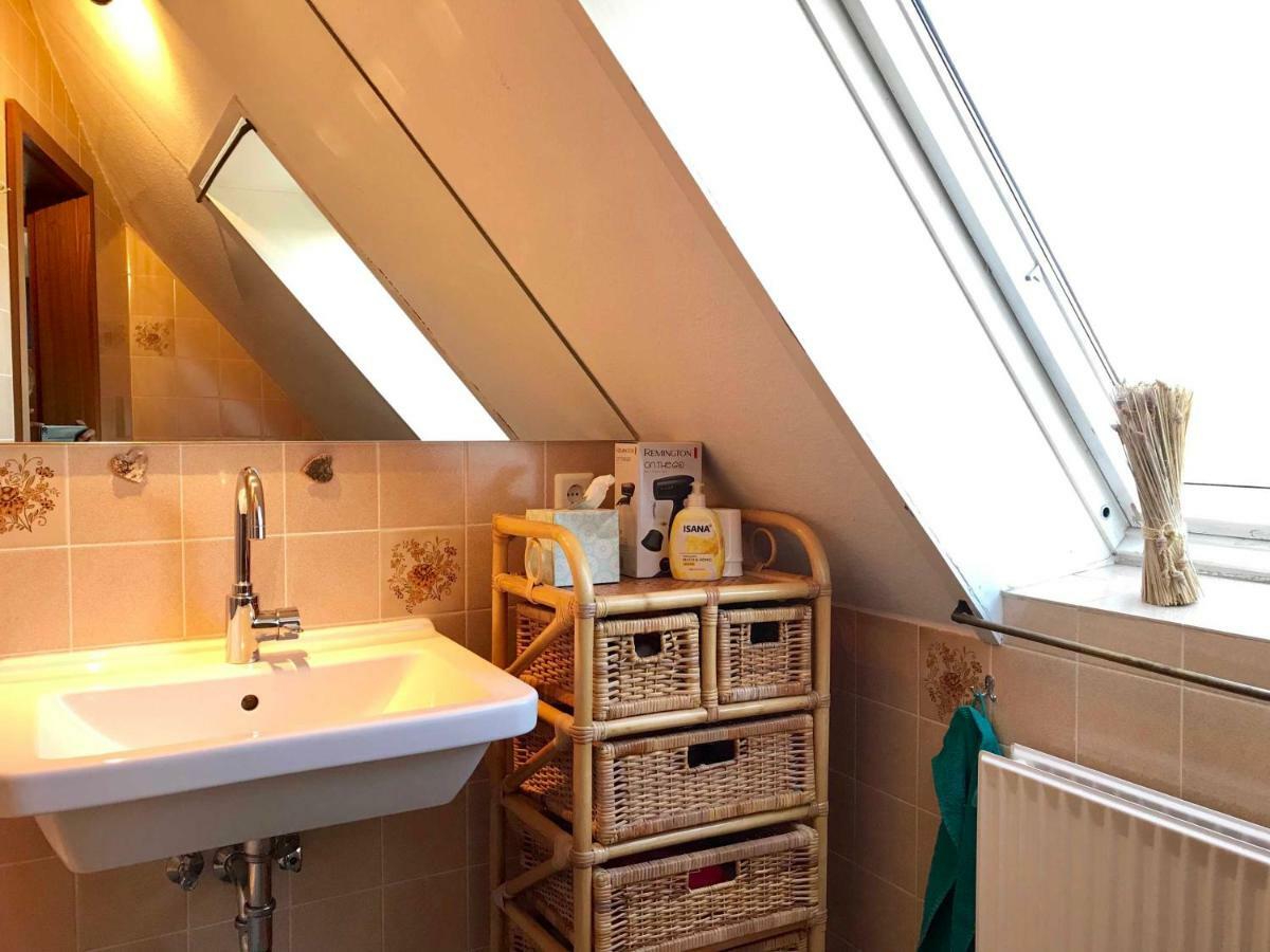 Mal Steinbock _ Ferienwohnung Anni Malente Bagian luar foto