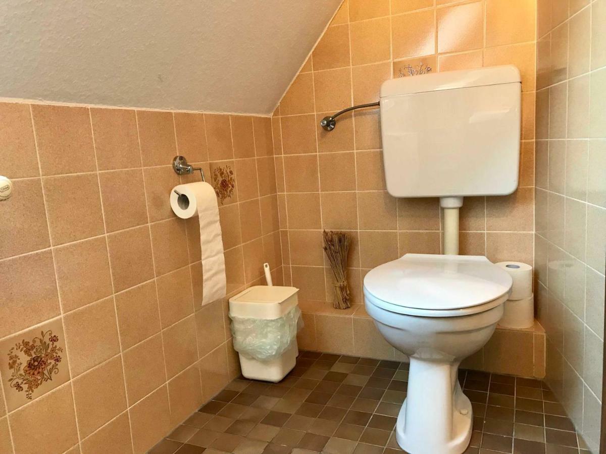 Mal Steinbock _ Ferienwohnung Anni Malente Bagian luar foto